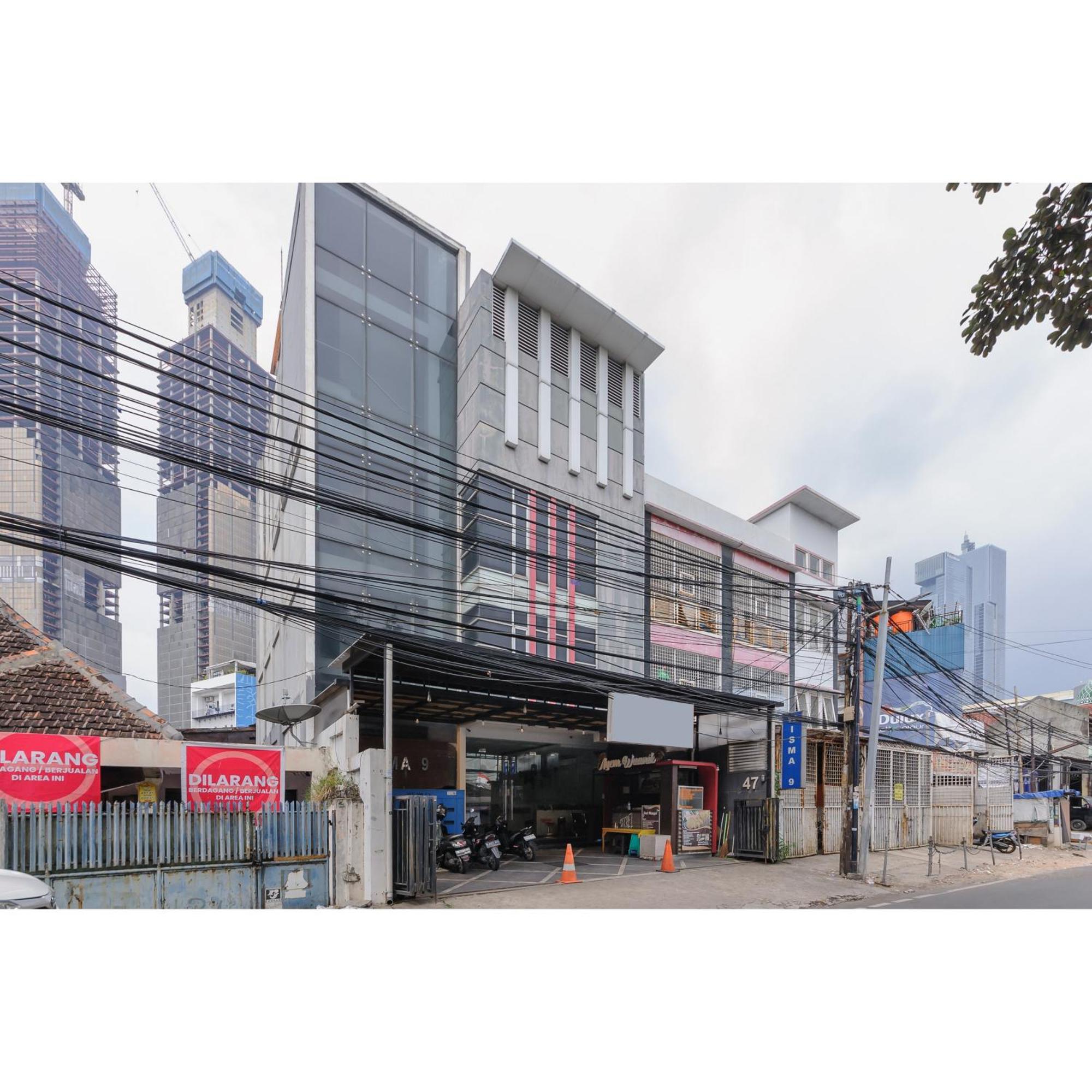 Reddoorz Plus Near Grand Indonesia Dżakarta Zewnętrze zdjęcie